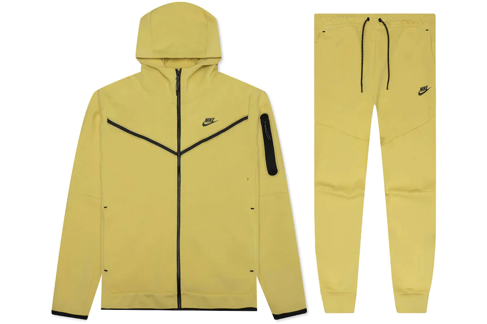 Nike Sportswear Tech Fleece Hoodie & Joggers Set Saturn Gold/Black