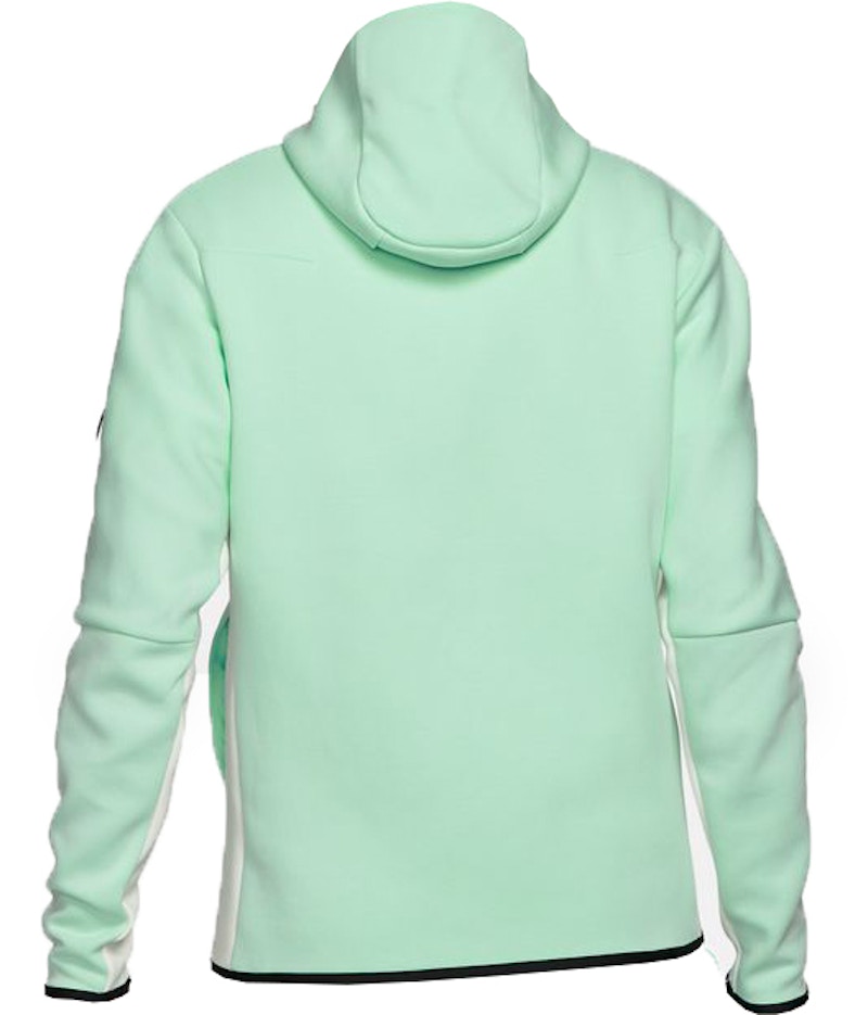 Nike tech best sale fleece mint green