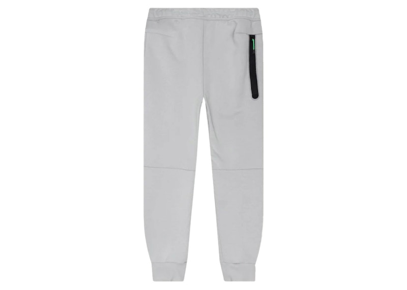 Nike tech fleece jogger discount smoke grey platinum & white