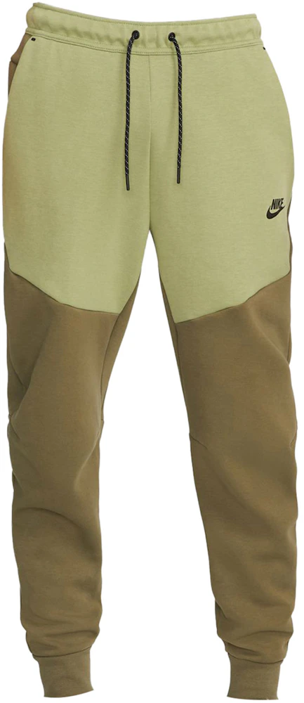Nike Sportswear Fleece Joggers Medium Olive/Alligator/Black - FW22 - US