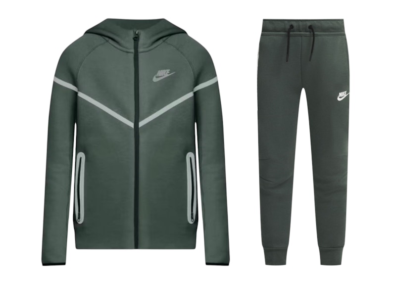 Pre-owned Nike Sportswear Tech Fleece Reflective Kids Full Zip Hoodie & Joggers Set In Green