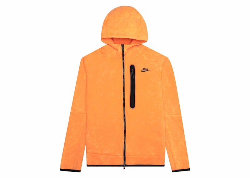 Orange nike 2024 tech fleece