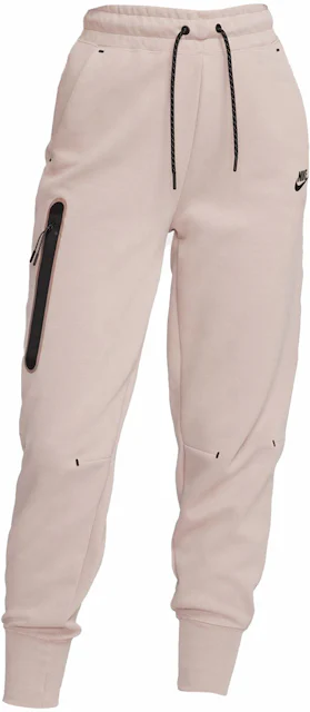 https://images.stockx.com/images/Nike-Sportswear-Womens-Tech-Fleece-Joggers-Diffused-Taupe-Black.jpg?fit=fill&bg=FFFFFF&w=480&h=320&fm=webp&auto=compress&dpr=2&trim=color&updated_at=1675178249&q=60