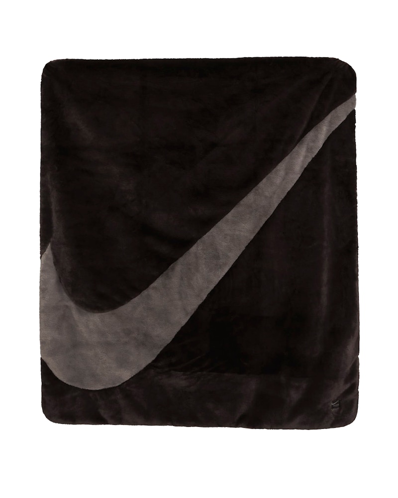 nike blanket stockx