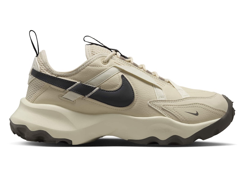 Nike TC 7900 Beach Cave Stone Coconut Milk Off Noir (Women's Nike TC 7900 Beach Cave Stone Coconut Milk Off Noir (Women's