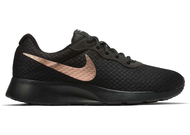 Women's nike tanjun 2024 black and gold