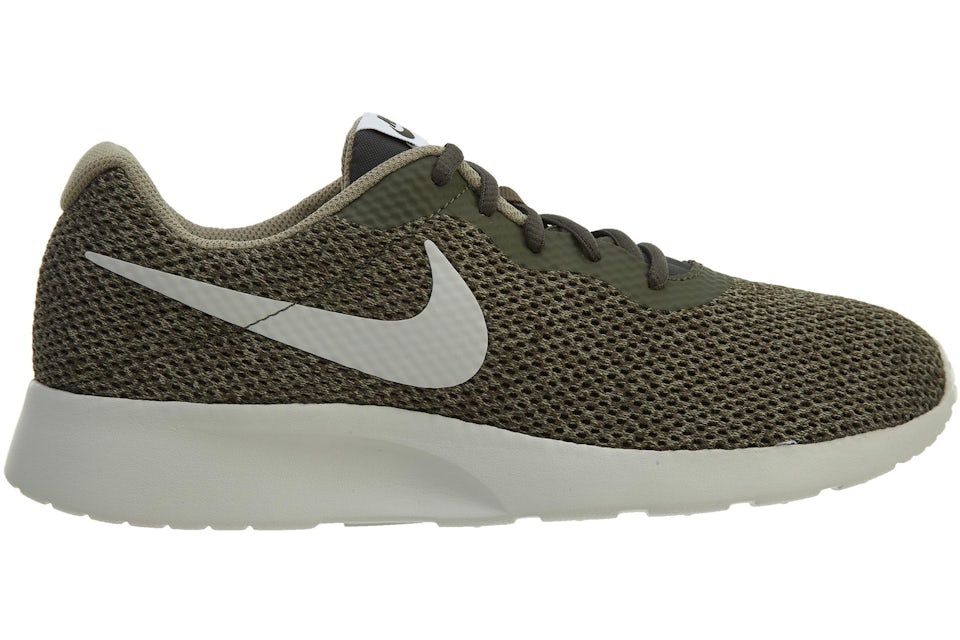 Nike tanjun khaki Clearance