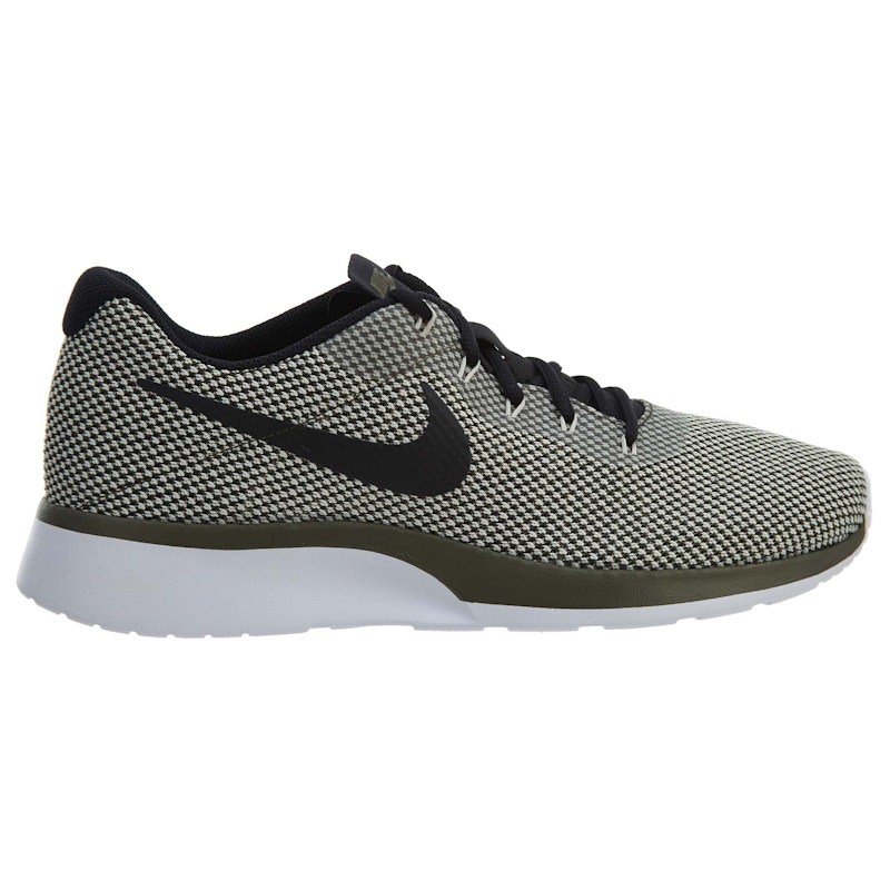 Nike tanjun clearance racer men's shoe