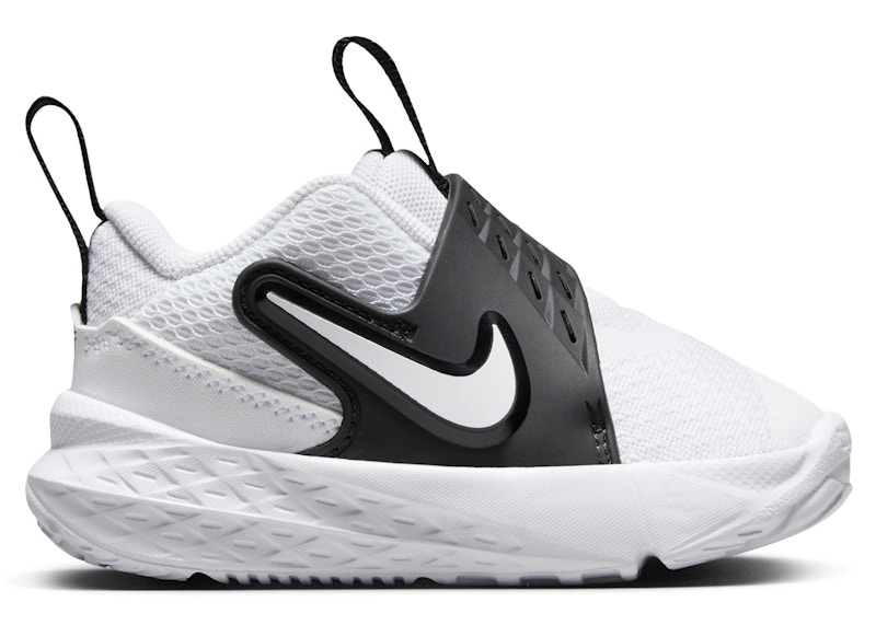 Pre-owned Nike Team Hustle D 12 Sneakers In White/black