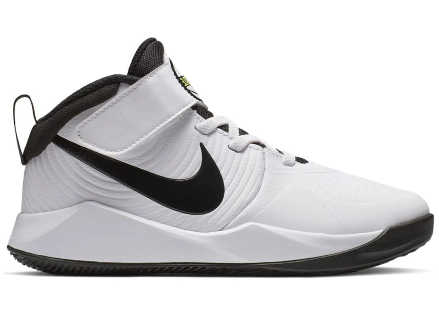 Nike team hustle shoe Clearance