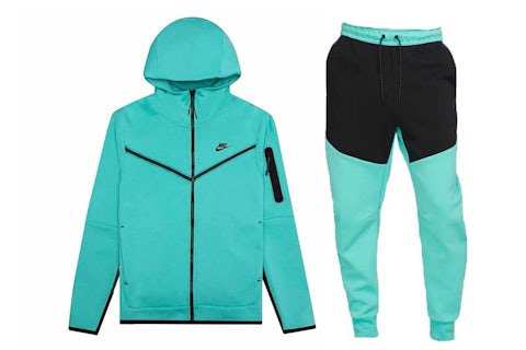 Conjunto de hoodie y pantalones de deporte Nike Sportswear Tech