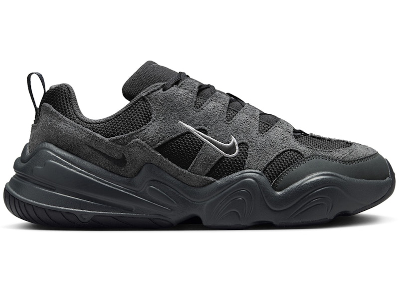 Russell wilson nike tech on sale trainer