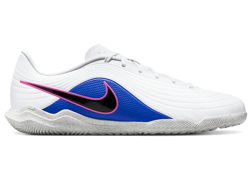Nike Tiempo Maestro Club IC Attack Pack