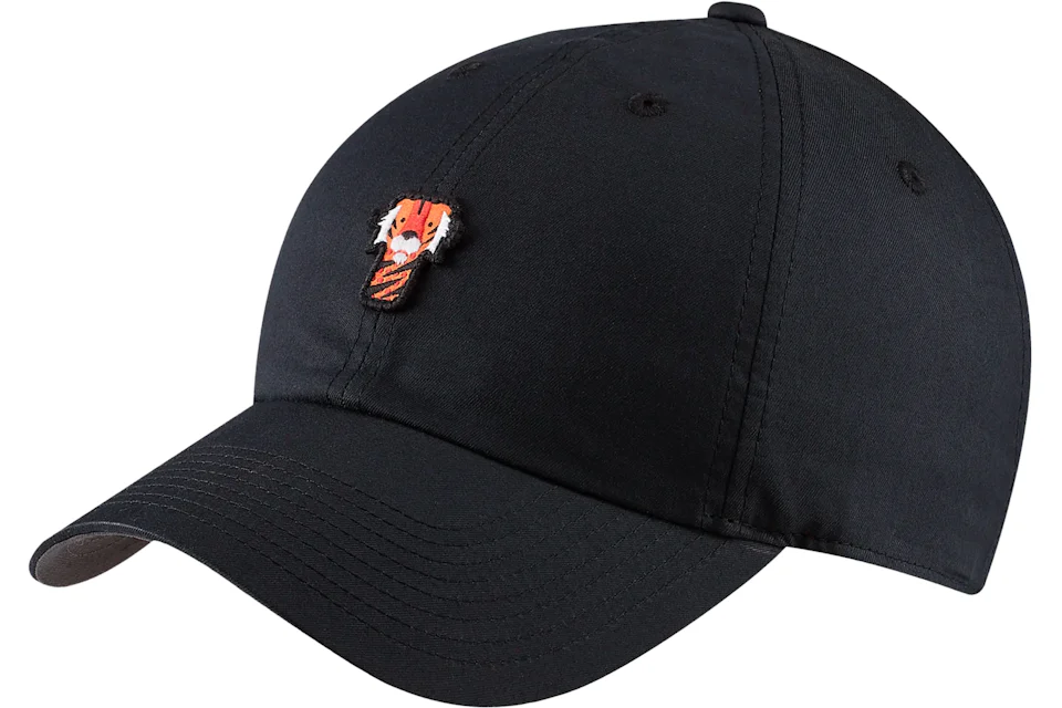 Tiger hot sale hat nike