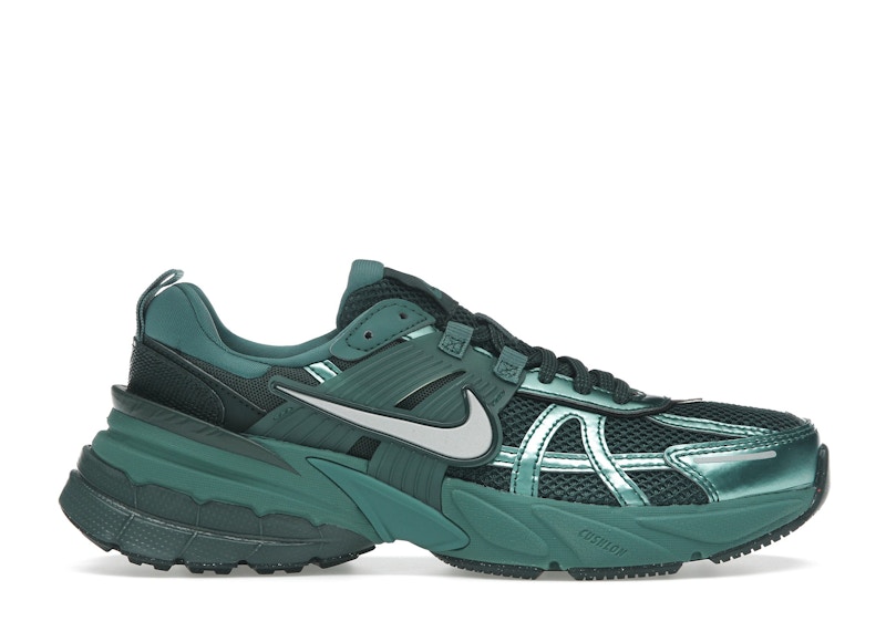ナイキ V2Kラン HF5050-361 Nike V2K Run NIKE V2K RUN/ナイキ V2K ラン HF5050-361 | スニーカーラボ
