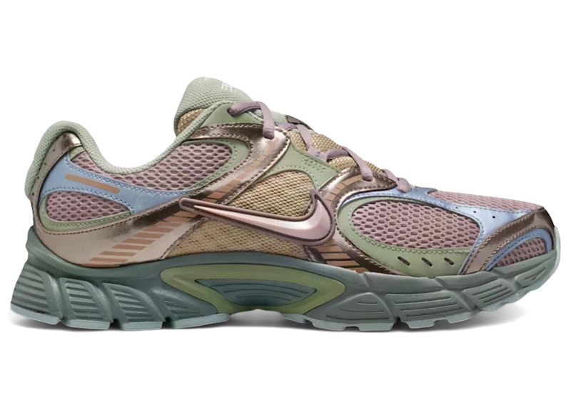 Nike V5 RNR A Ma Maniére Light Violet Ore