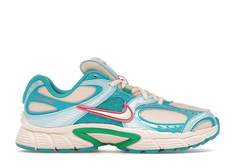 Nike-V5-RNR-Glacier-Ice-Womens