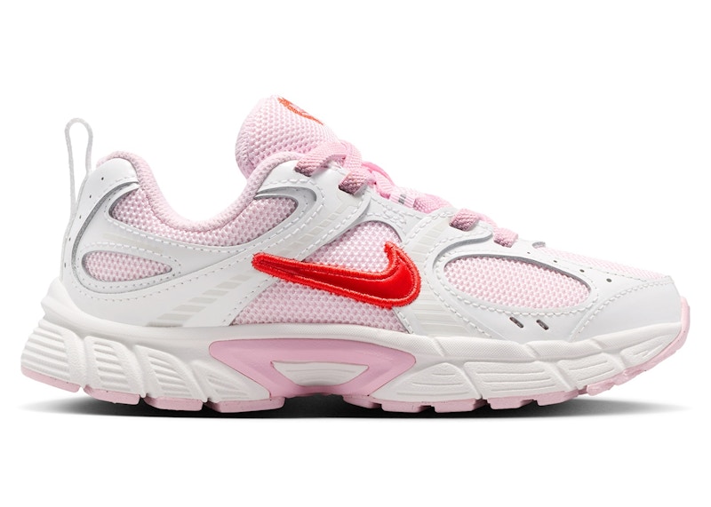 Nike V5 RNR Valentine's Day (2026) Sneakers in Summit White/Pink Foam/Playful Pink