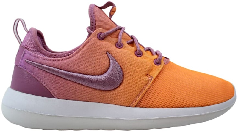 Nike w roshe on sale two