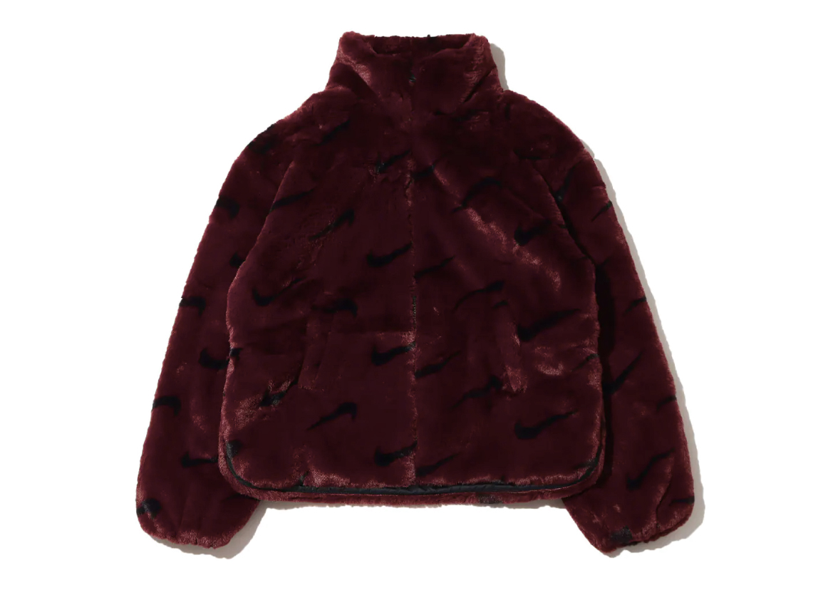 Nike Women s Printed Faux Fur Jacket Asia Sizing Burgundy Crush