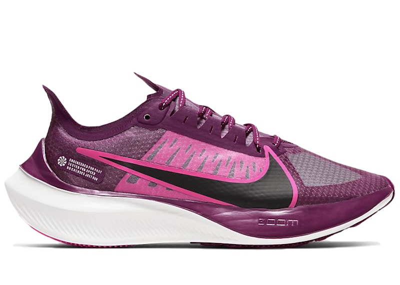 nike zoom gravity true berry