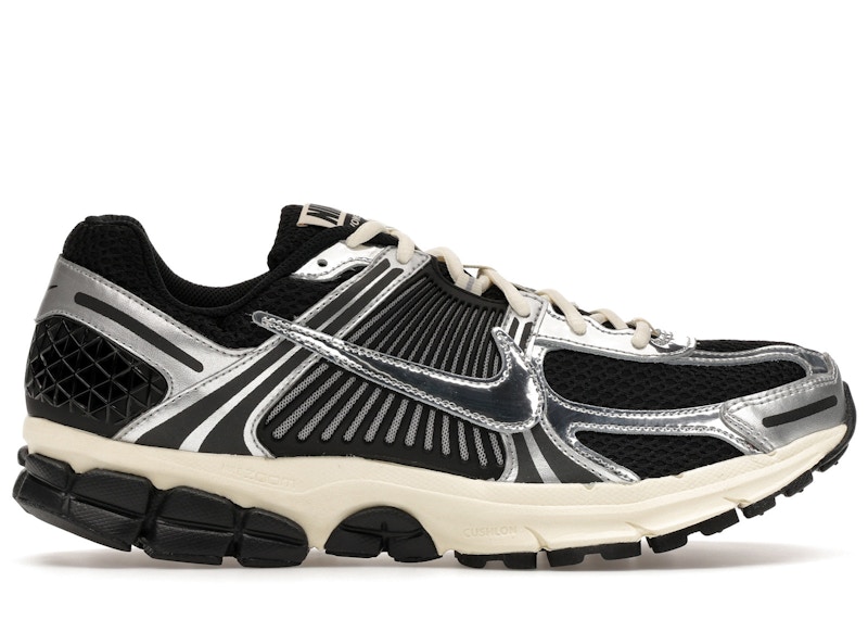 W NIKE ZOOM VOMERO5 新品未使用　26㎝ Nike Zoom Vomero 5 Black Metallic Silver Coconut Milk Chrome Men's