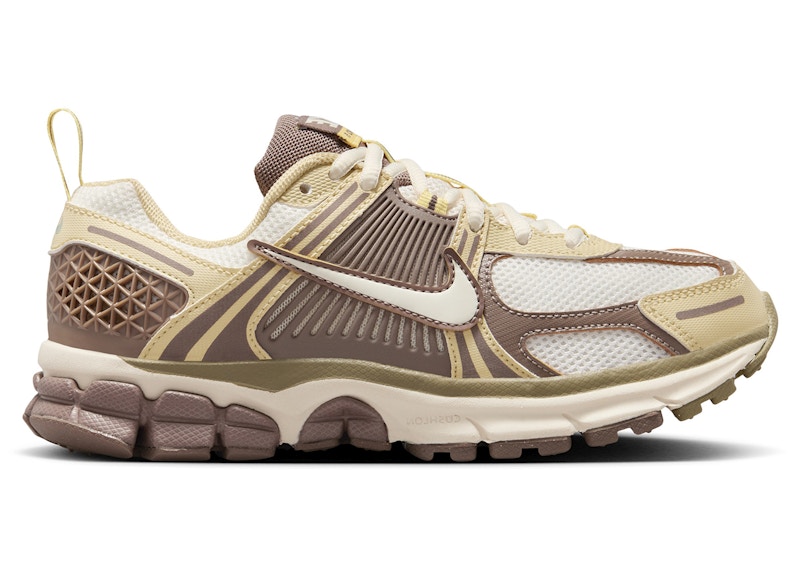 Pre-owned Nike Zoom Vomero 5 Sneakers In Pale Ivory/mink Brown