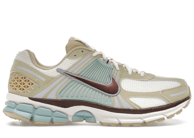 Nike-Zoom-Vomero-5-Team-Gold-