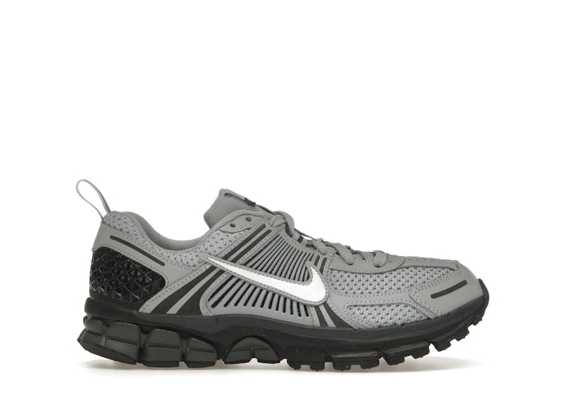 Nike-Zoom-Vomero-5-Wolf-Grey-
