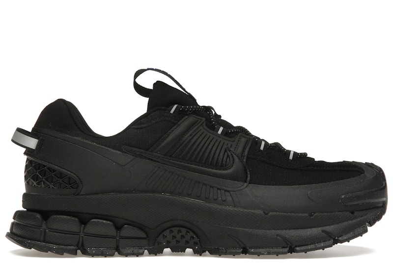 Nike Zoom Vomero Roam Triple Black Product