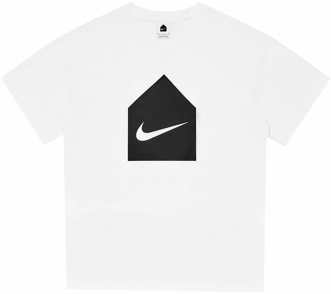 white Roblox Nike t-shirt in 2023  Shirt print design, Diy prints