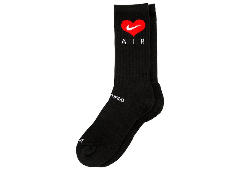 drake nike socks with hearts