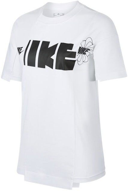 sacai × NIKE Tシャツ（ブラック＆ホワイト）2点
