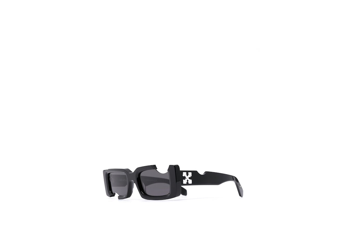 Pre-owned Off-white Cady Rectangular Frame Sunglasses Black/white (owri026s21pla0011001)