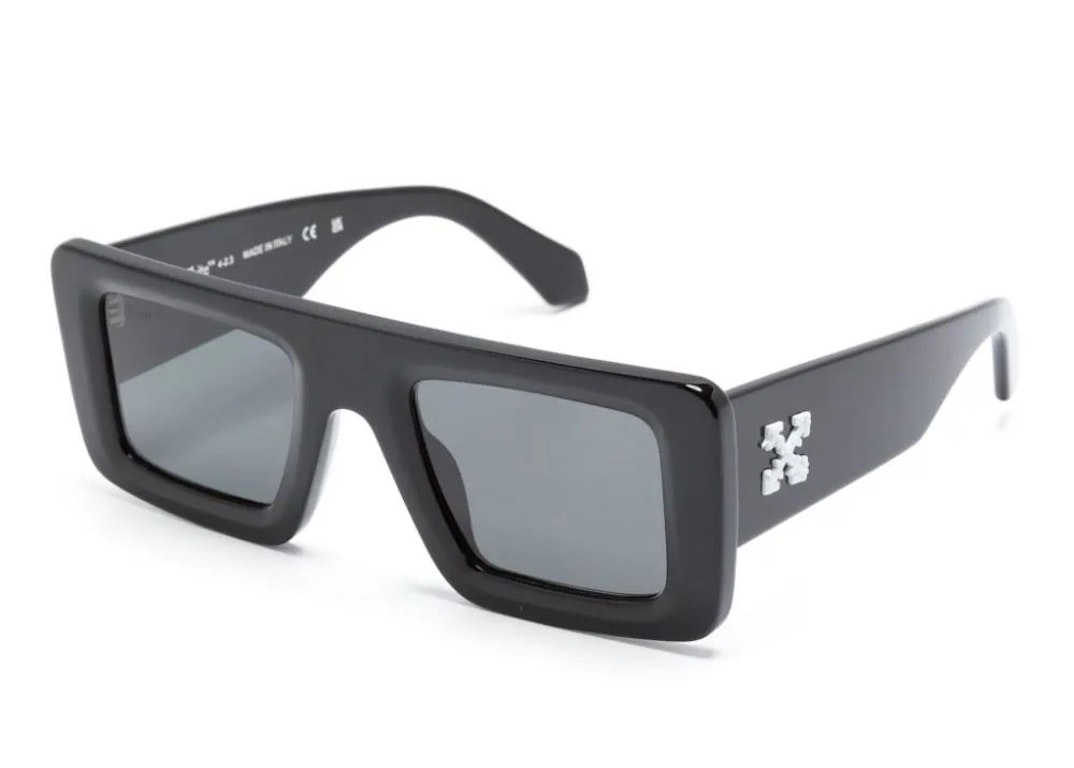 Pre-owned Off-white Seattle Sunglasses Black (oeri069c99pla0011007)