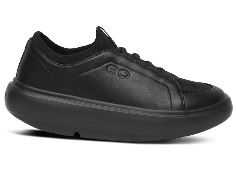 OOFOS Club+ Slip-On Black