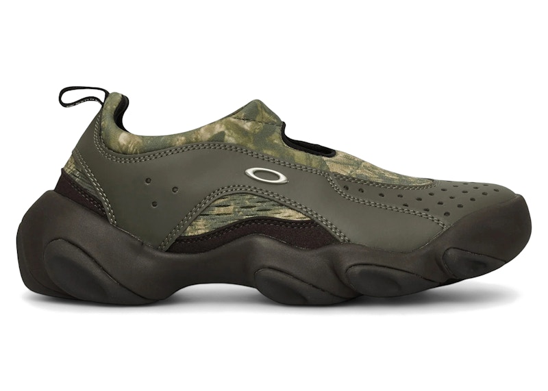 Pre-owned Oakley Men's Factory Team Flesh Sandal South2 West8 Camo Sneakers In Stone Olive