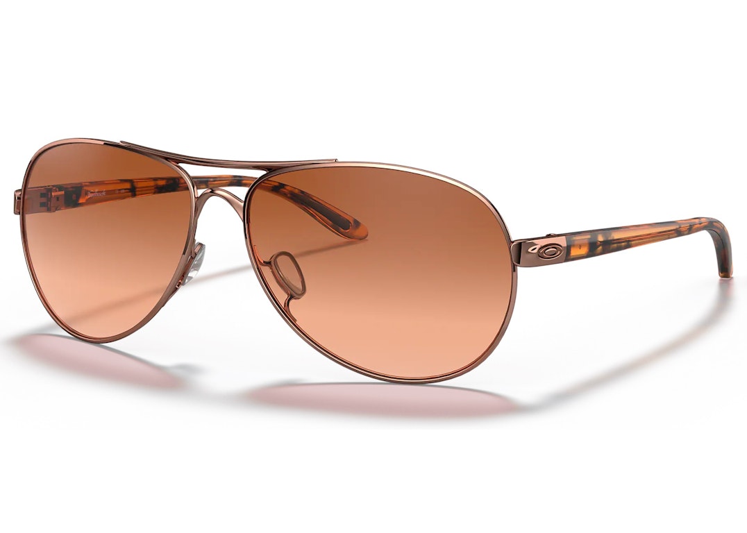 Pre-owned Oakley Feedback Sunglasses Rose Gold/vr50 Brown Gradient (oo4079-01)