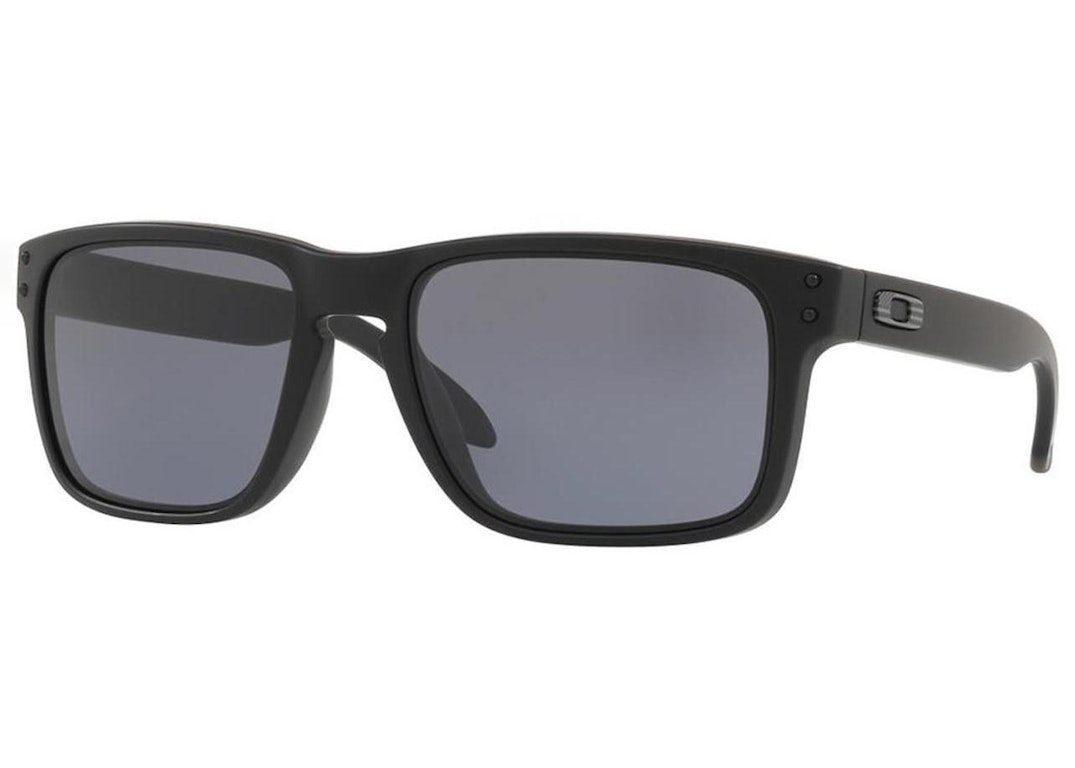 Pre-owned Oakley Holbrook Sunglasses Matte Black/grey (oo9102-e555)