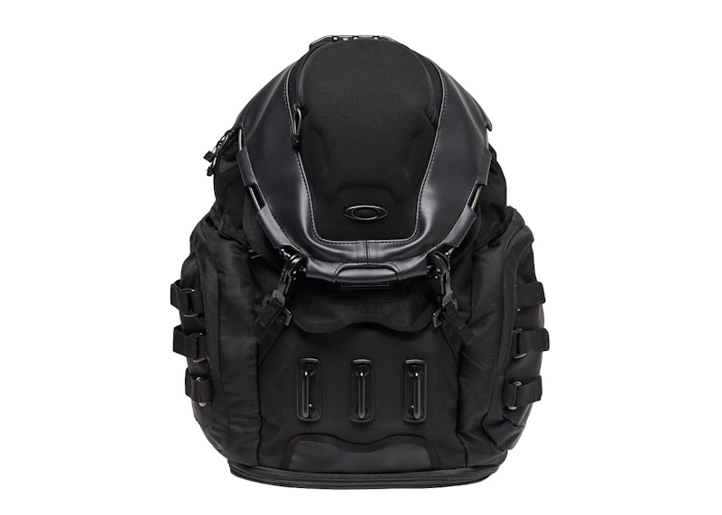 Oakley Kitchen Sink Backpack Stealth Black