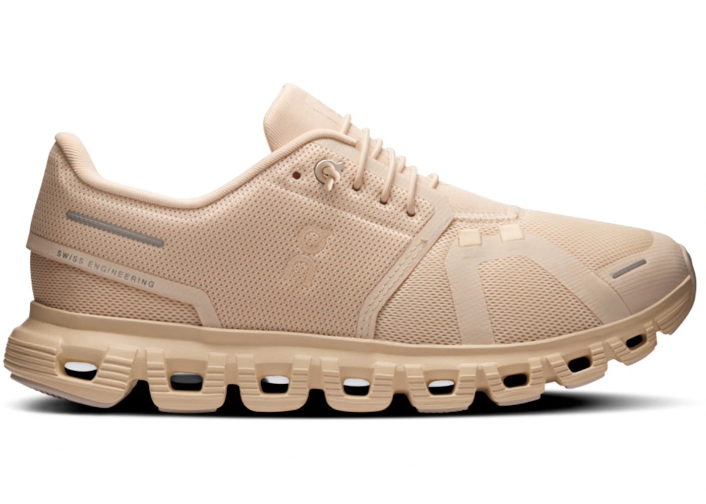 On Running Cloud 6 Sand (Women's)