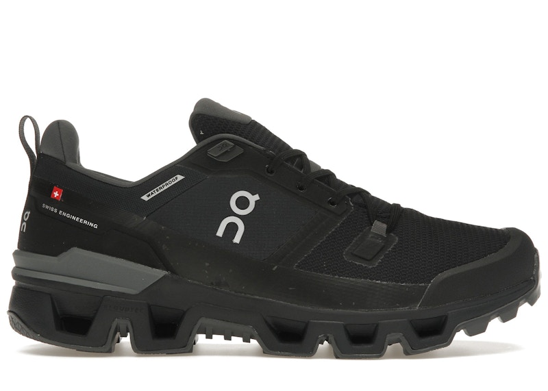 Pre-owned On Men's Running Cloudwander Waterproof Sneakers In Black/eclipse