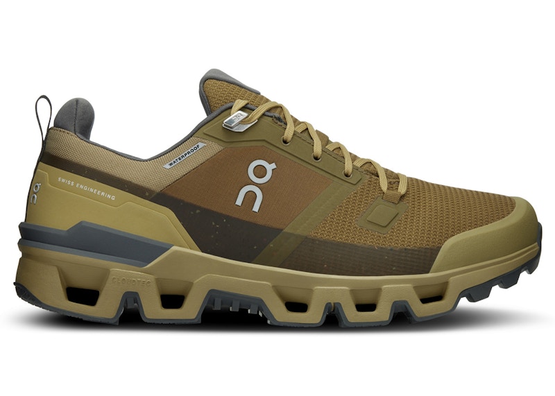 Pre-owned On Men's Running Cloudwander Waterproof Sneakers In Hunter/safari