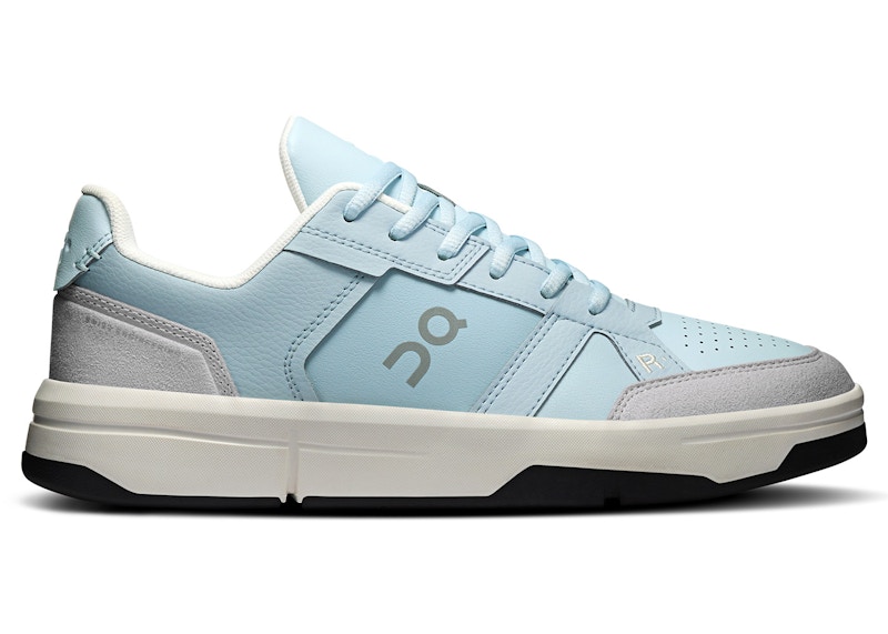 Pre-owned On The Roger Clubhouse (women's) Sneakers In Arctic/ivory In White