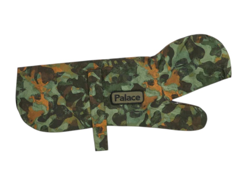 犬服・アクセサリー PALACE Barbour Dog Coat Camo Palace & Barbour Team Up For Winter 2025 Capsule Collection