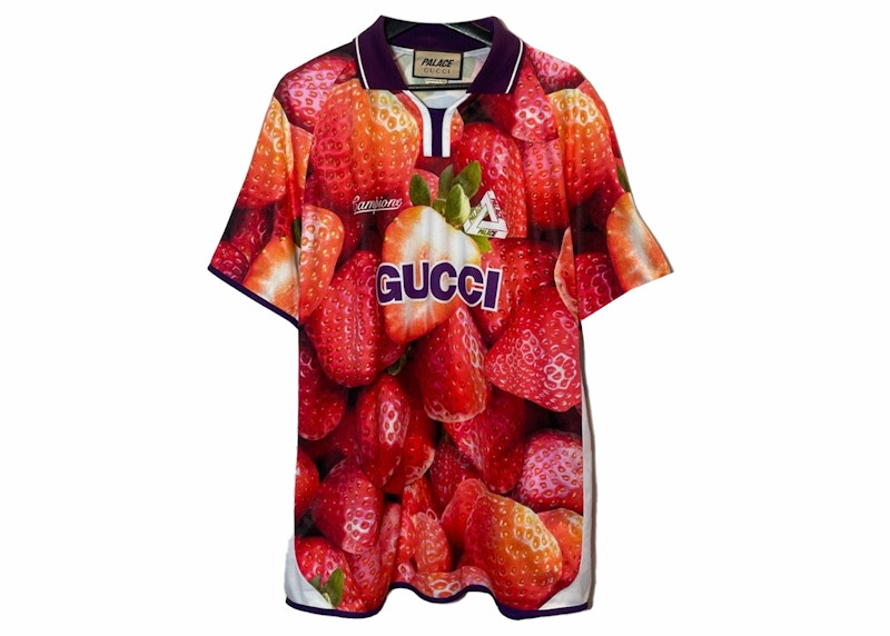 Palace x Gucci Strawberry Print Technical Jersey Football T shirt Red Men s FW22 US