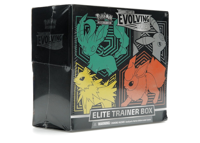 Amazon.com: Pokemon SAS7 Evolving Skies Eliter Trainer Box