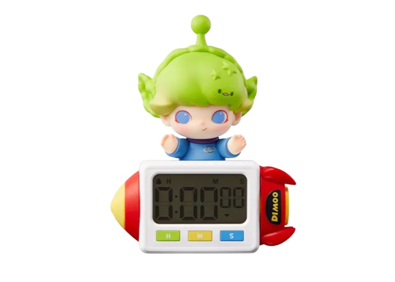 Pop Mart Dimoo Wolrd x Pixar Series Timer Alien Frige Magnet