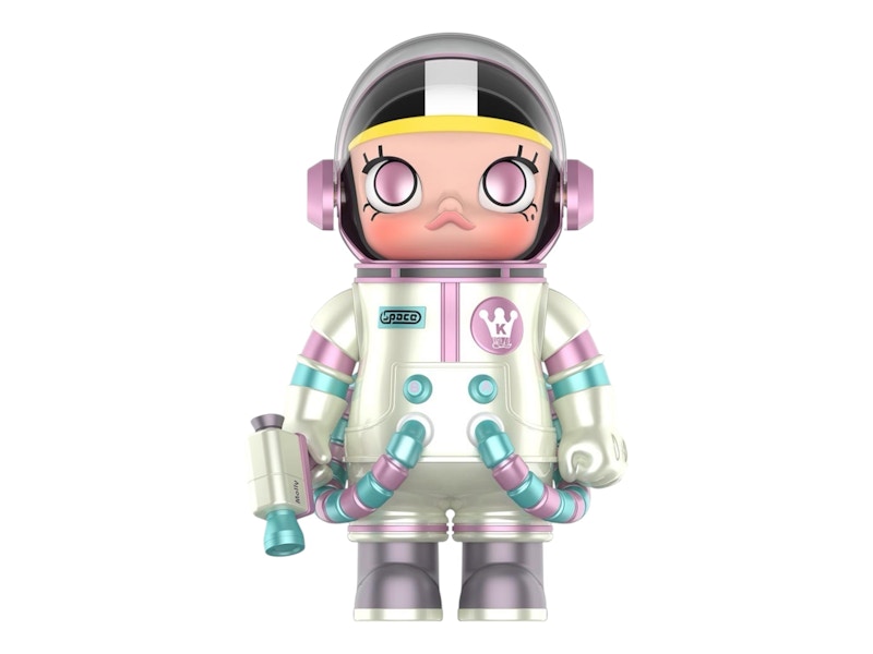 POPMART MEGA SPACE MOLLY 1000％　Moncler MEGA SPACE MOLLY 1000% MONCLER 2022 LIMITED – TOYSEZ