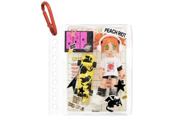 Pop Mart Peach Riot Carry The Music Series Pop Block Gigi SDCC Exclusive Pendant White/Red